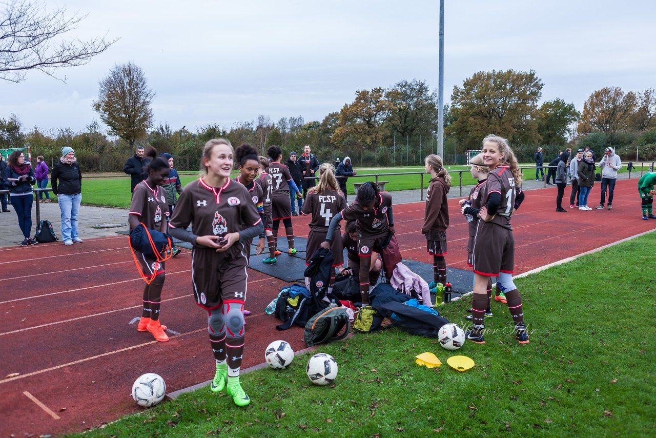 Bild 125 - C-Juniorinnen Halstenbek-Rellingen - St.Pauli : Ergebnis: 0:5